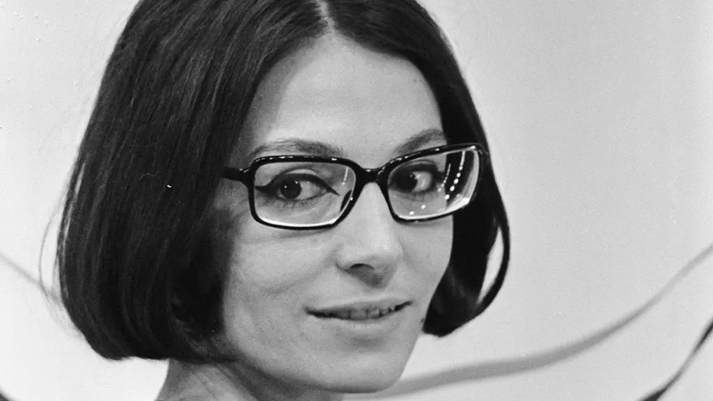 Нана Мускури (Nana Mouskouri): участница евровидения 1963 года из Монако