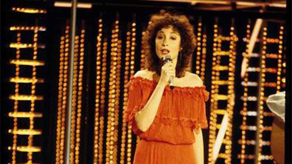 Кристи Стассинопулос (Christie Stasinopoulou): Участница Евровидения 1983 Года Из Греции